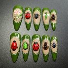 hand-painted-bug-press-on-nails-3d-insect-themed-nails-art-insect-lover-nails-medium-almond-fake-nails-2.jpg