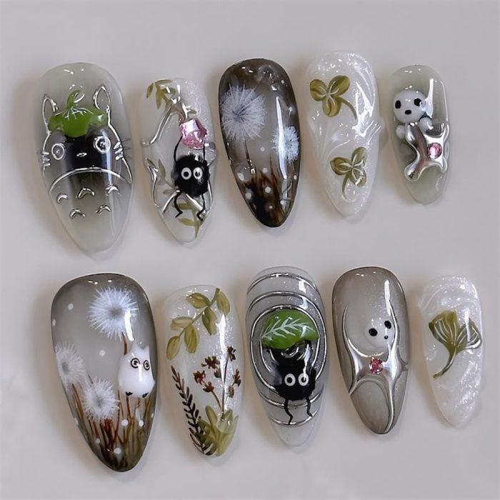 totoro-studio-ghibli-press-on-nails-handmade-anime-fake-nails-with-forest-spirits-soot-sprites-dandelions-nails-kawaii-nail-art-2.jpg